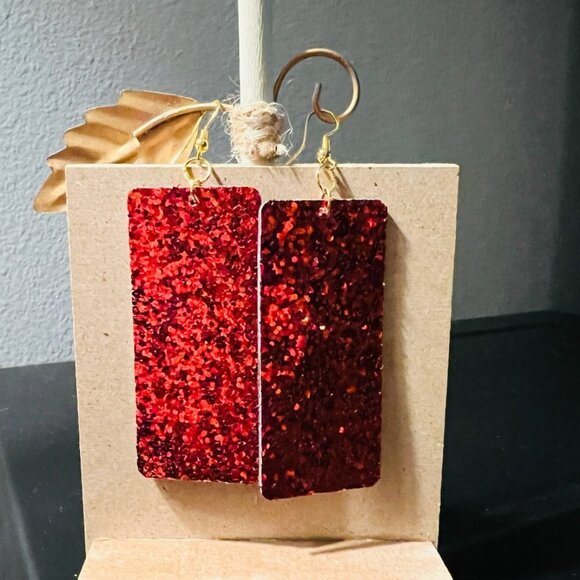 Faux Fun Fiesta: Stylish Shapes Galore! 💖 - Picture 1 of 1